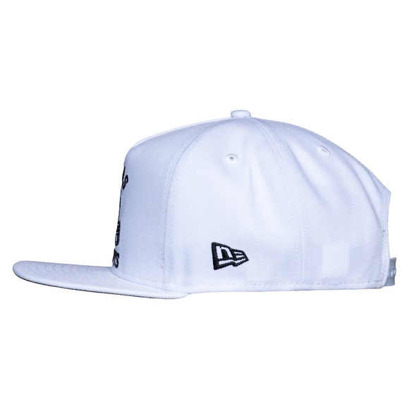 White Snapback. Dallas Cowboys. One size fits all Adjustable. - Picture 2 of 4